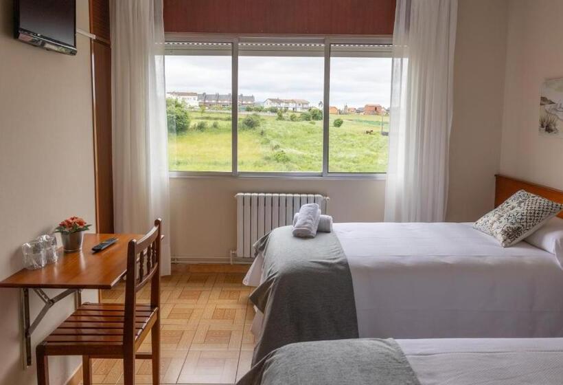 חדר סטנדרט, Pensión A Codeseira Melide