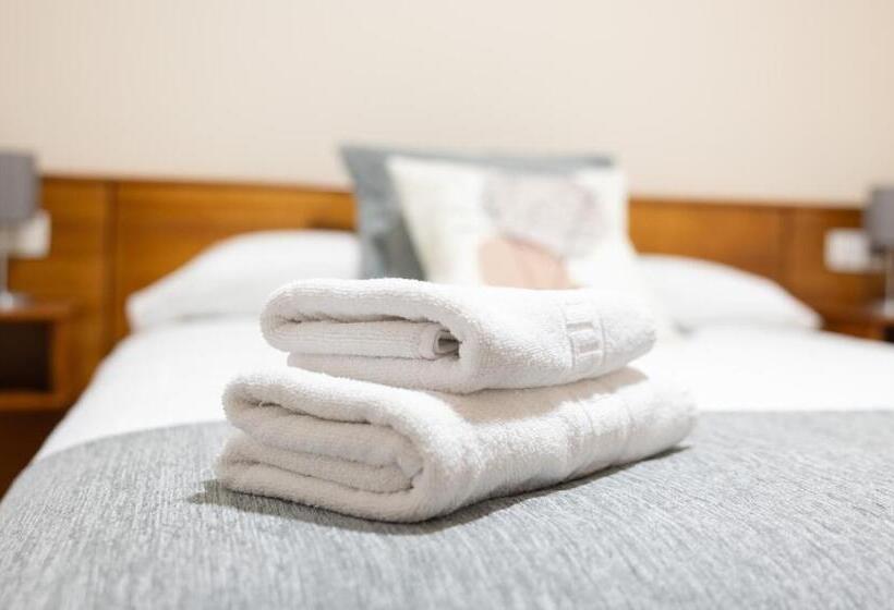 חדר סטנדרט חדר אמבטיה משותף, Pensión A Codeseira Melide