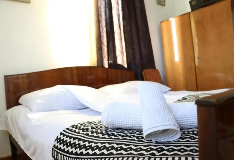 ガーデンビュースタンダードルーム, Collage Guesthouse