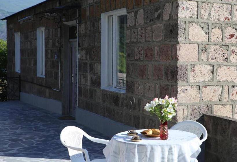 غرفة قياسية مطلّة علي الحديقة, Collage Guesthouse