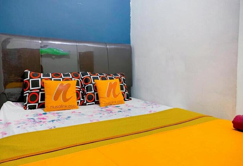 غرفة قياسية, Guest House Natasya Priok By Nusalink