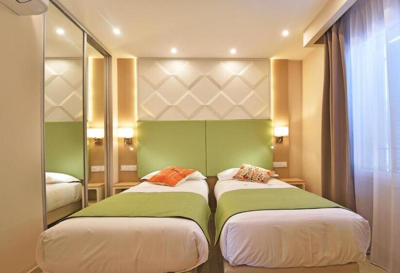 海の見える２ベッドルームアパートメント, Résidence Saint Jean