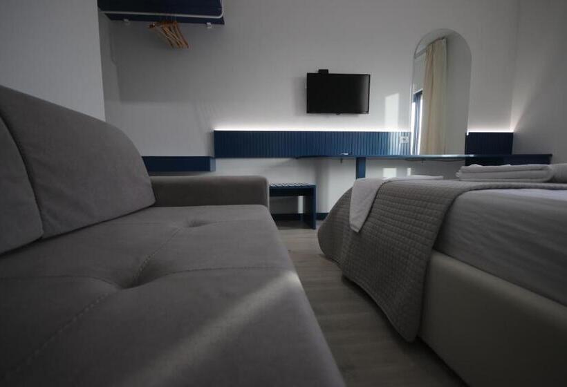 豪华三人间, Bay View