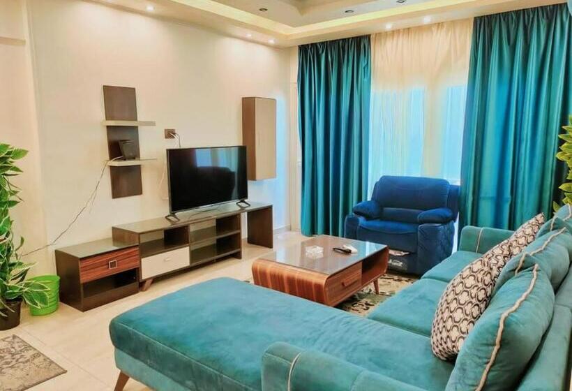 آپارتمان 3 خوابه با چشم‌انداز دریا, Alexandria Condotel