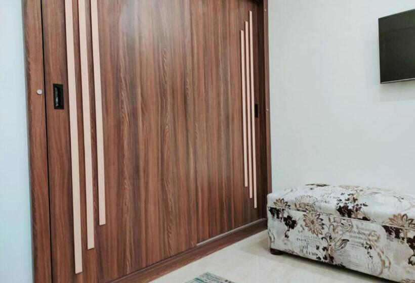 آپارتمان 3 خوابه با چشم‌انداز دریا, Alexandria Condotel