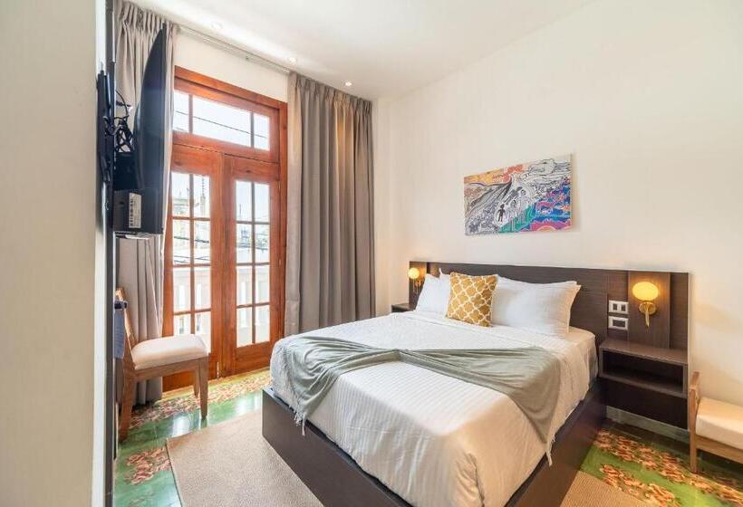 اتاق استاندارد یک نفره, Empyrean Art Deco