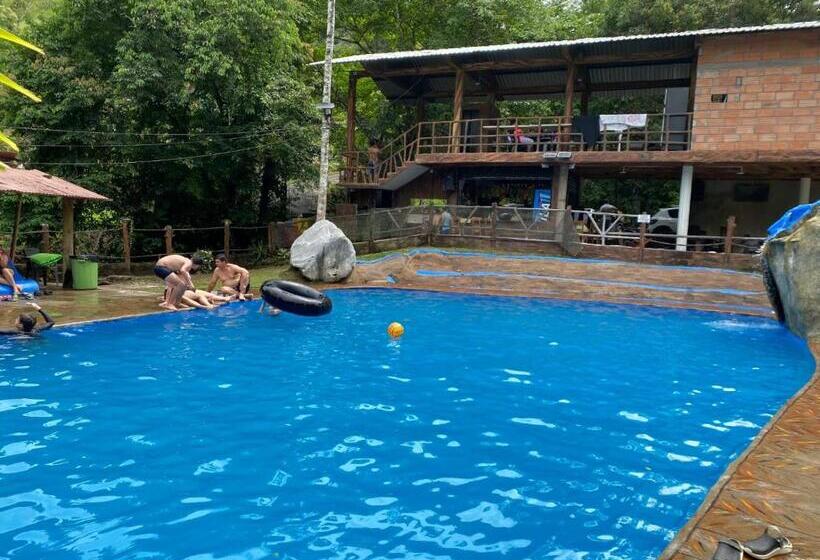 סוויטה, Giraloa