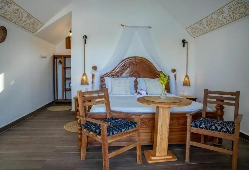 اتاق لوکس با چشمانداز دریا, Juana Ocean Villas