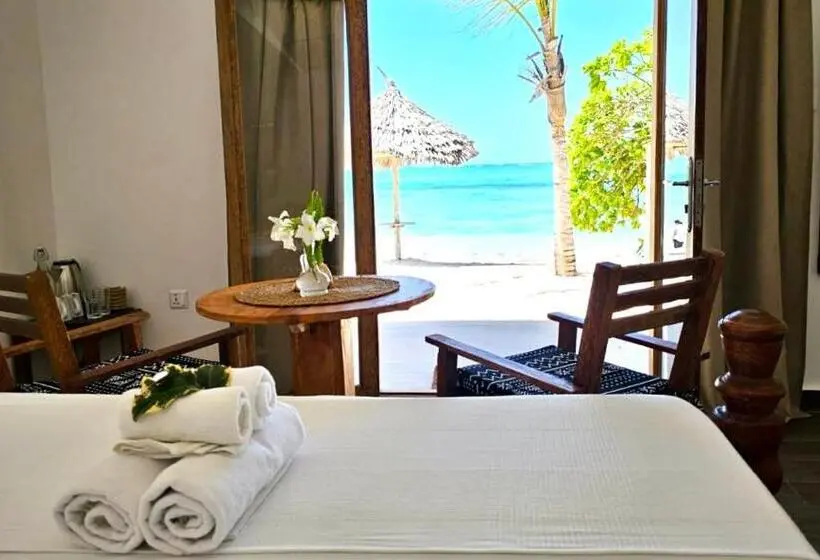 اتاق لوکس با چشمانداز دریا, Juana Ocean Villas