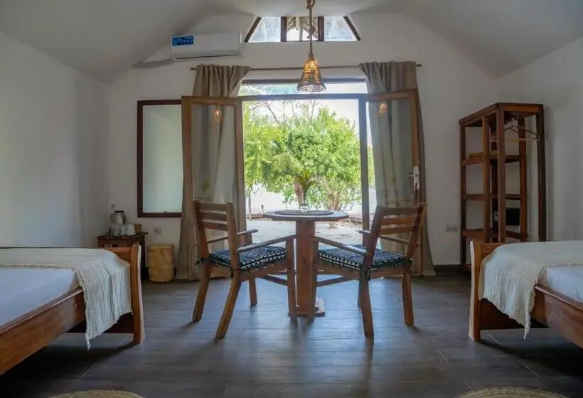 اتاق لوکس, Juana Ocean Villas