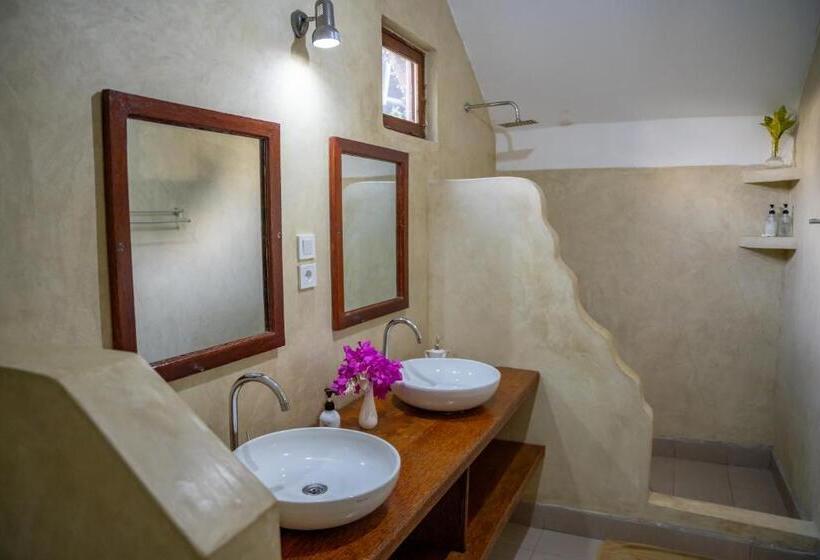 디럭스 룸, Juana Ocean Villas