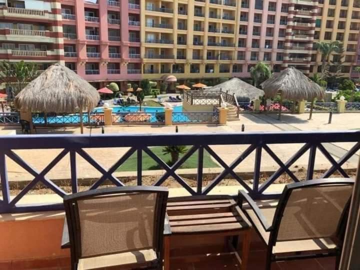 اتاق استاندارد با چشمانداز استخر, Porto Marina Hotel Room