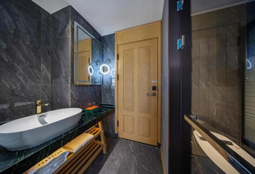 Cameră Superioară, 万悦国际酒店机场火车站店