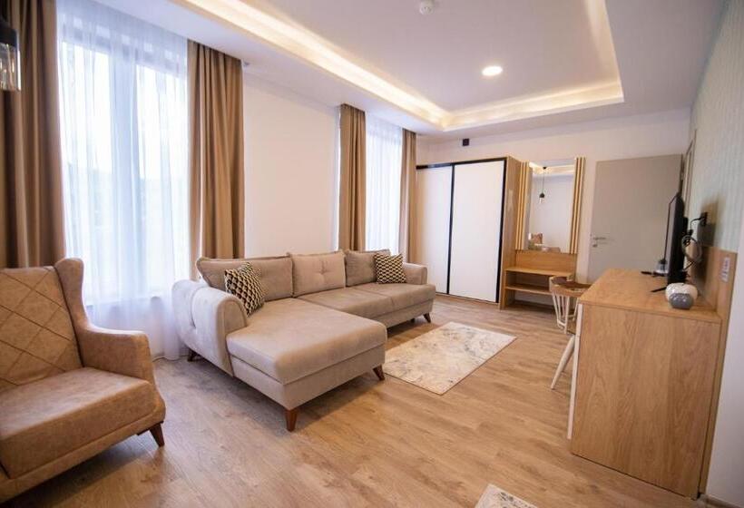 اتاق استاندارد سه نفره, Alegria Rooms Sarajevo