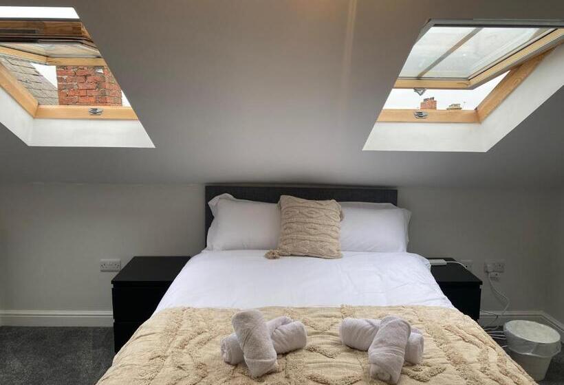 شقة غرفة واحدة, Fortunae City Center Ensuite Apartments