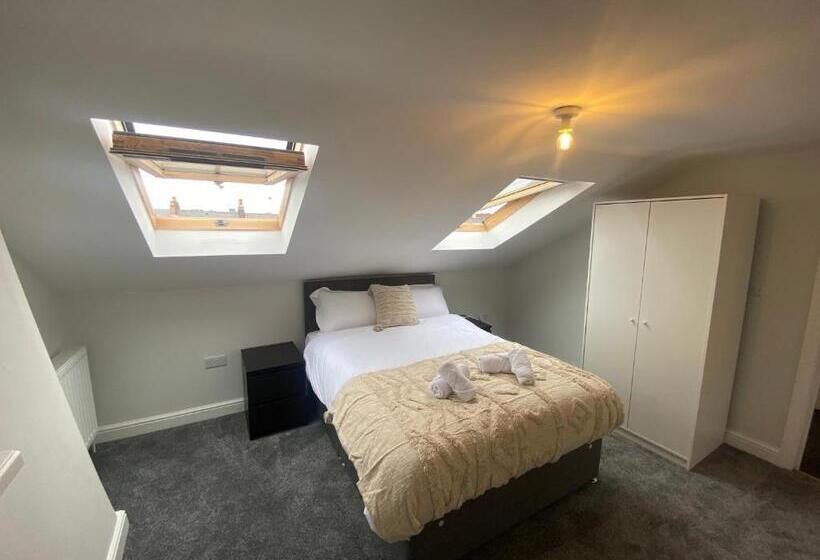 شقة غرفة واحدة, Fortunae City Center Ensuite Apartments