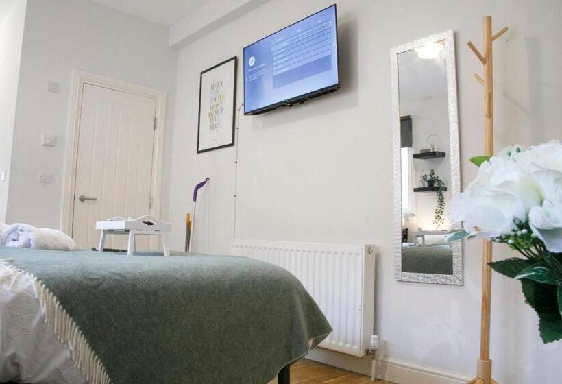 إستوديو قياسى, Fortunae City Center Ensuite Apartments