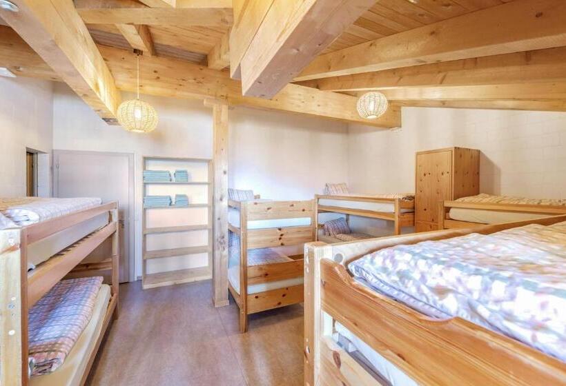 ファミリールーム, Berghaus Leiterli