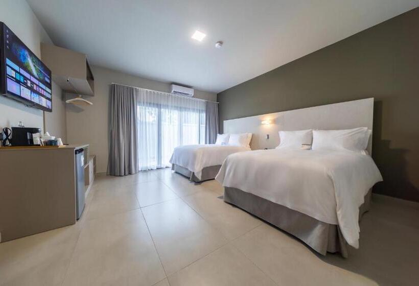 اتاق استاندارد با بالکن, Cedrela