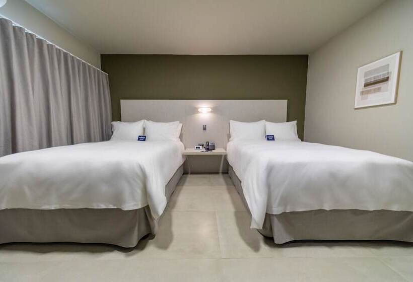 سوییت لوکس, Cedrela