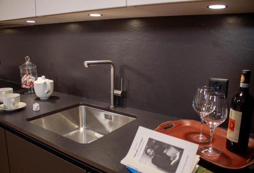 חדר דלוקס, Osteria Bäkar