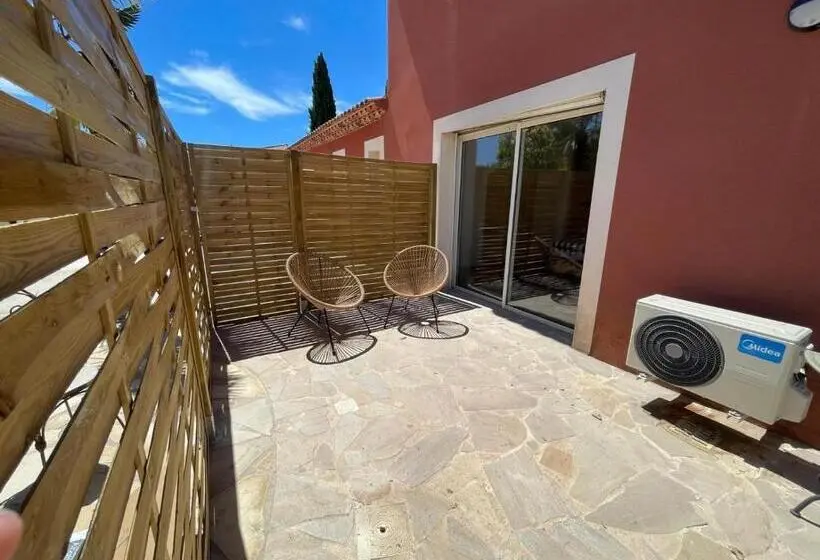 テラス付きスタンダードワンルーム, La Casa Bella