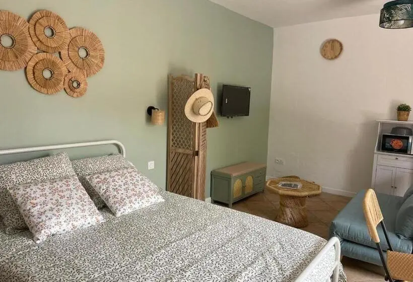 テラス付きスタンダードワンルーム, La Casa Bella
