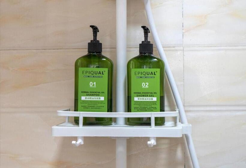 Люкс 3 Спальни, 大理古城渔月客栈