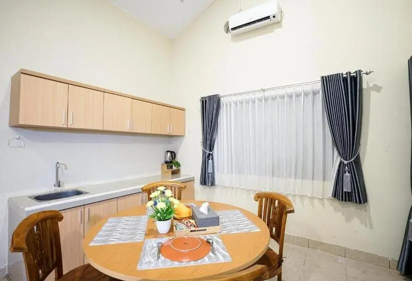 اتاق لوکس خانوادگی, Villa White Wringin Borobudur