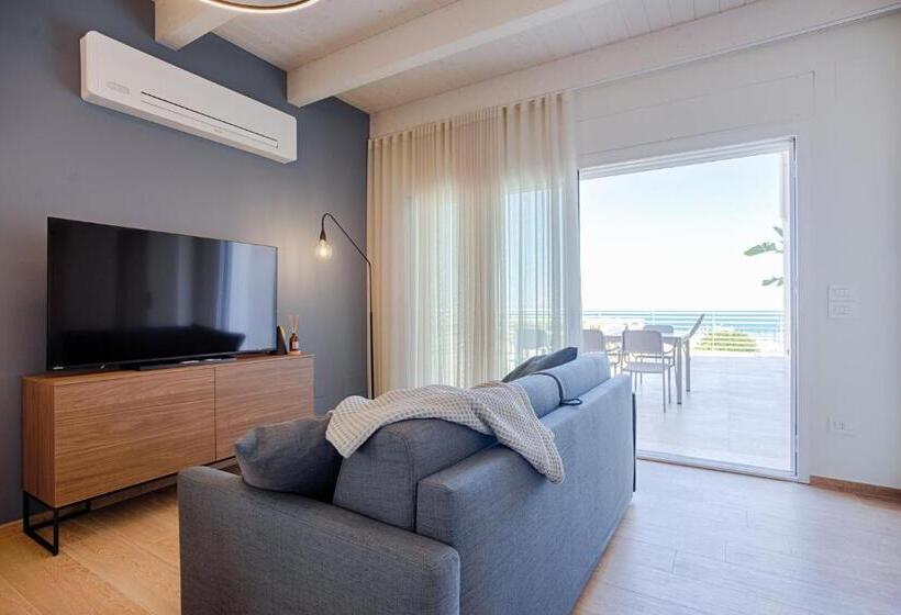 带1个卧室的顶楼公寓, Villamar Residence