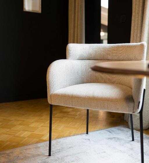 اتاق استاندارد, L Atelier K