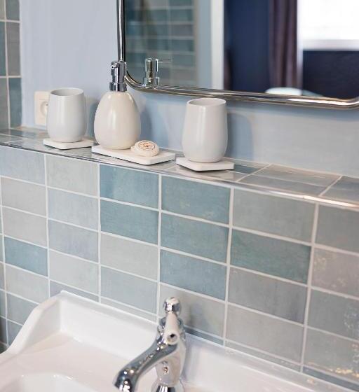 اتاق استاندارد با تخت بزرگ, L Atelier K