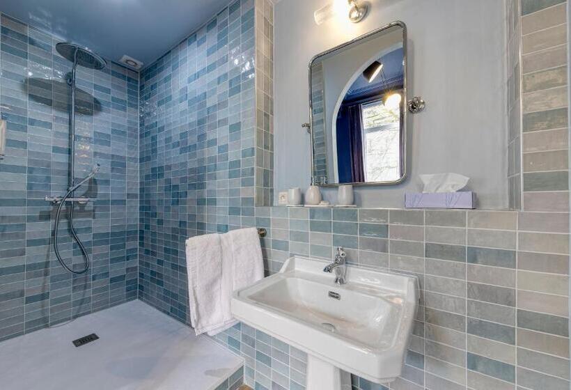 اتاق استاندارد با تخت بزرگ, L Atelier K