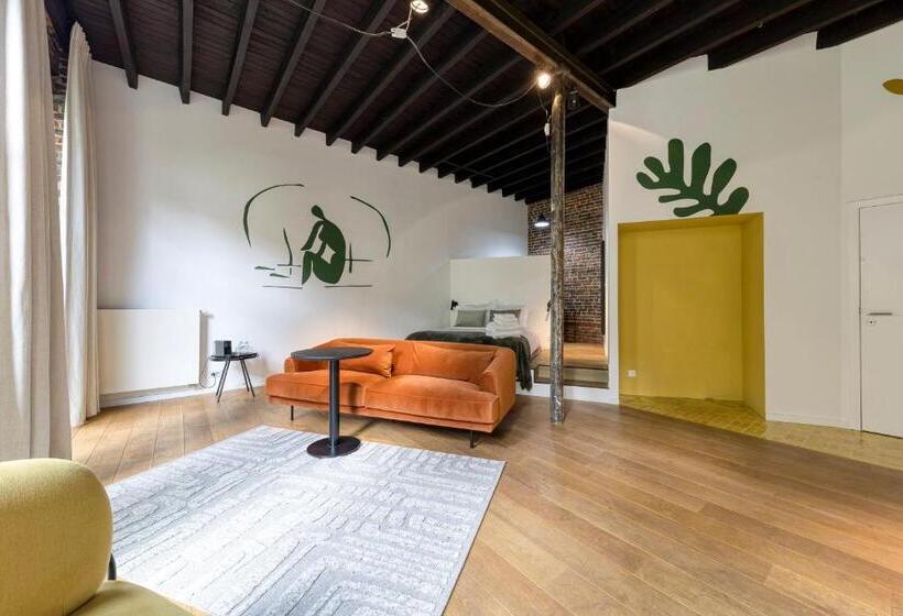 اتاق استاندارد با تراس, L Atelier K