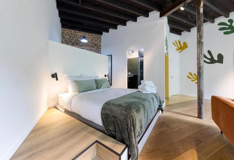 اتاق استاندارد با تراس, L Atelier K