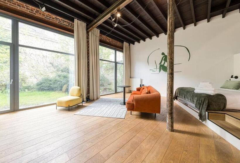 اتاق استاندارد با تراس, L Atelier K