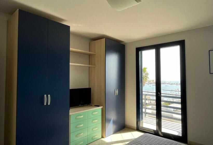 带1个卧室的公寓, Casa Vacanze Celeste E C