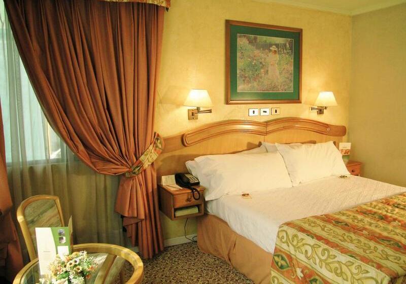 اتاق استاندارد با بالکن, Crystal Orange Hotel Shanghai The Bund Jinling East Road