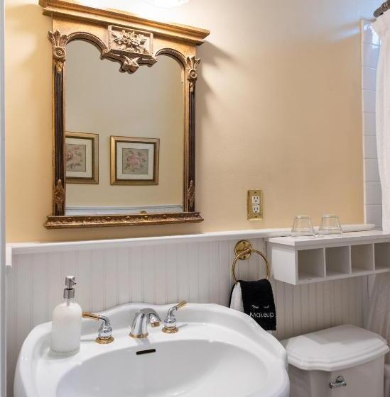 Deluxe-sviitti, Dupont Mansion Bed & Breakfast