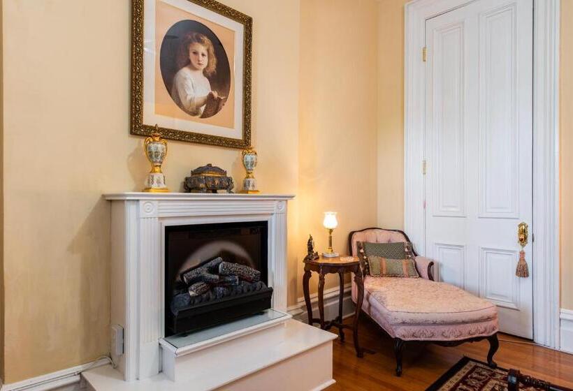 Deluxe-sviitti, Dupont Mansion Bed & Breakfast