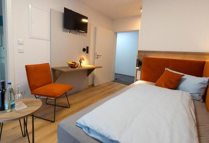 غرفة قياسية فردية, Gasthaus Karpfinger