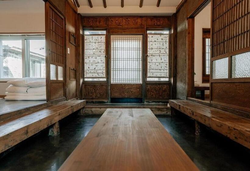 Quarto Quádruplo Standard, Jeju Dokchae Pension Doldam House Batdam Branch