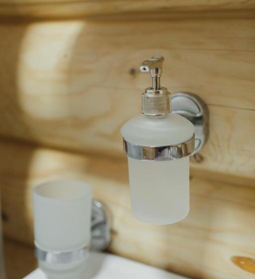 اتاق استاندارد با چشم‌انداز کوهستان, Family еко номери та будинки