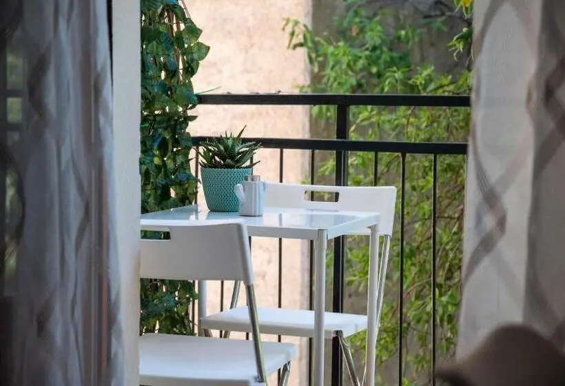 اتاق استاندارد با چشم‌انداز باغ, Koinè Comfort Rooms