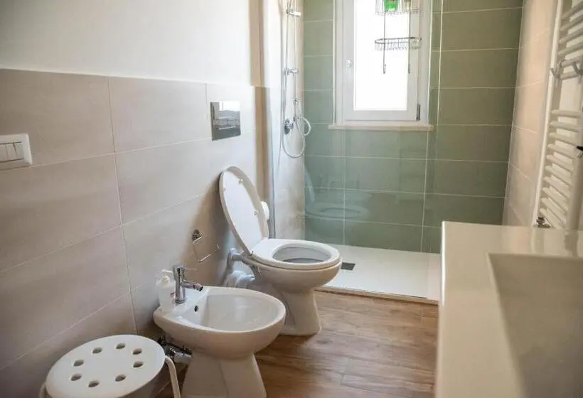 اتاق استاندارد با چشم‌انداز باغ, Koinè Comfort Rooms