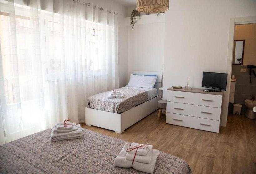 اتاق استاندارد سه نفره, Koinè Comfort Rooms