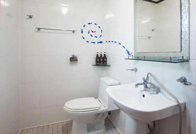 חדר סטנדרט לארבעה, Sangju Sogrisan Solhyanggipensyeon