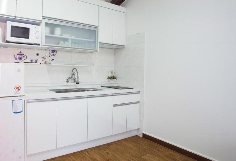 חדר סטנדרט לארבעה, Sangju Sogrisan Solhyanggipensyeon