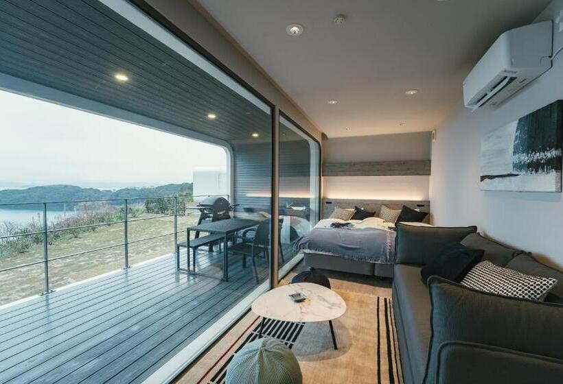 سوییت, Hario Beach Walk