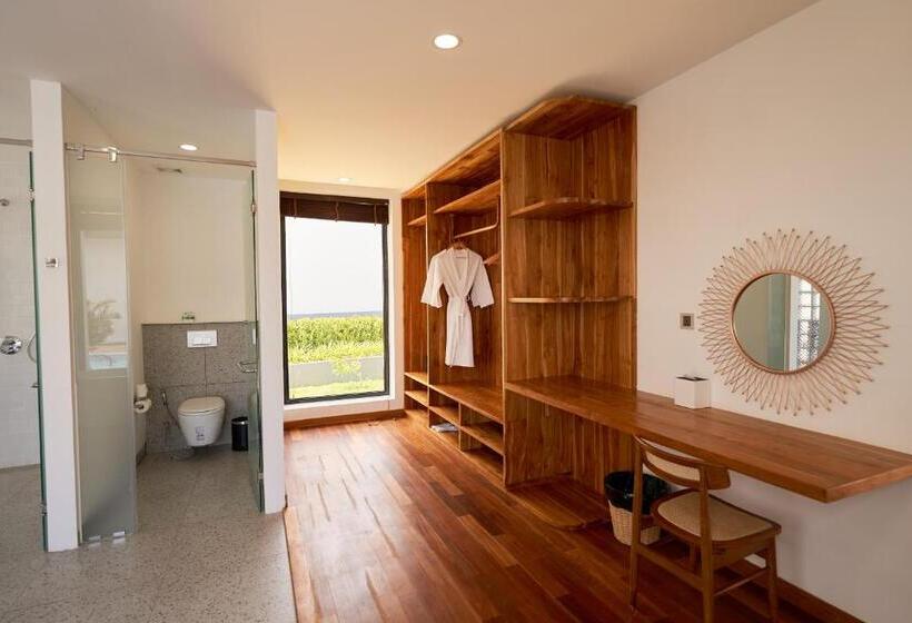 فيلا غرفة نوم واحدة مع مسبح, The Pine Mansion